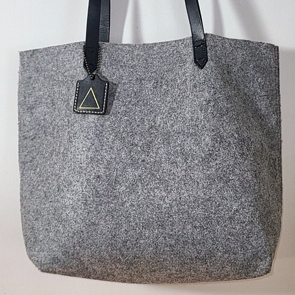 KELSI DAGGER leather felt large open tote grey black coastal shoulder bag used
